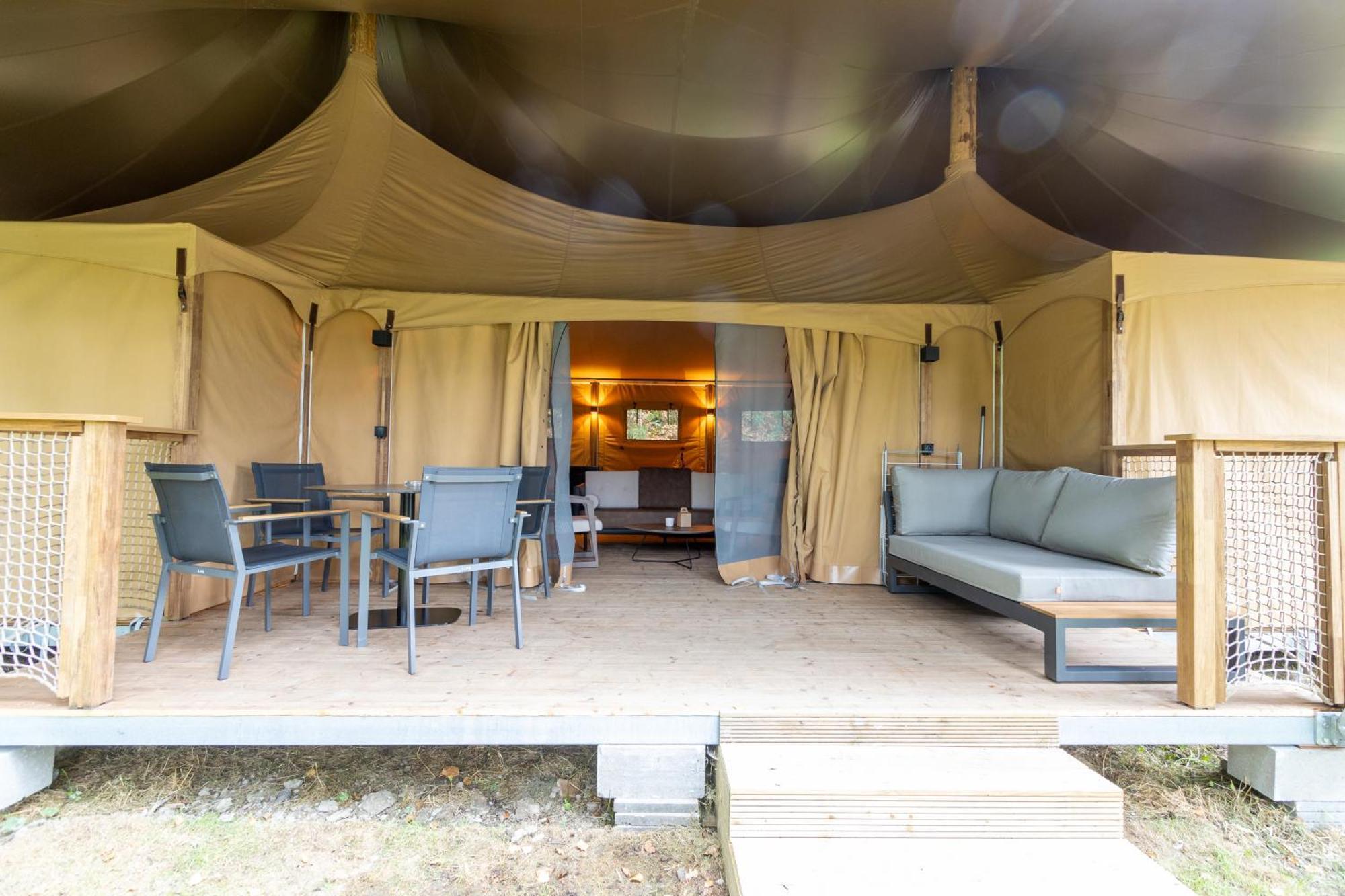 Landal Glamping Neufchateau Hotel Szoba fotó