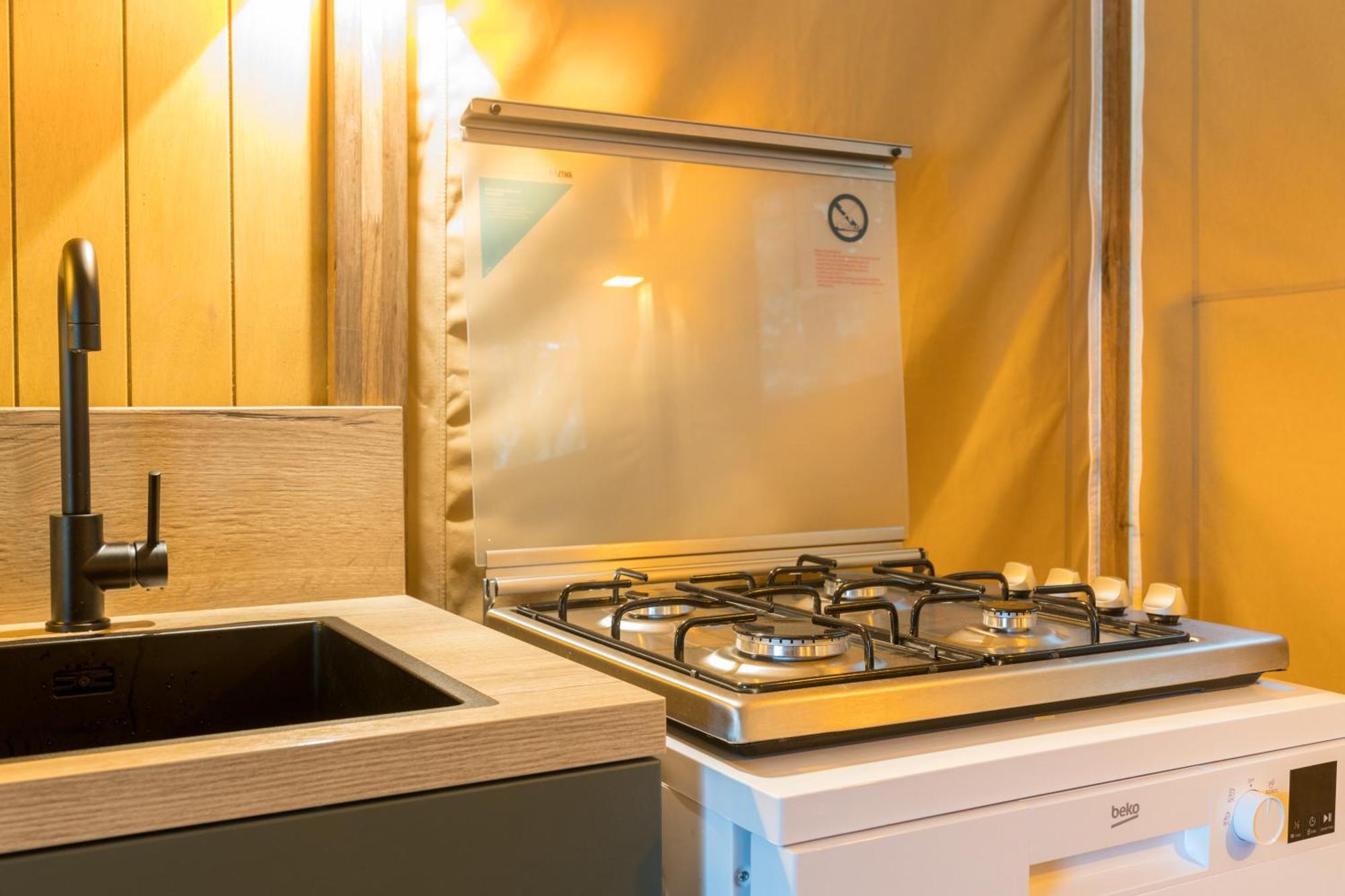 Landal Glamping Neufchateau Hotel Szoba fotó