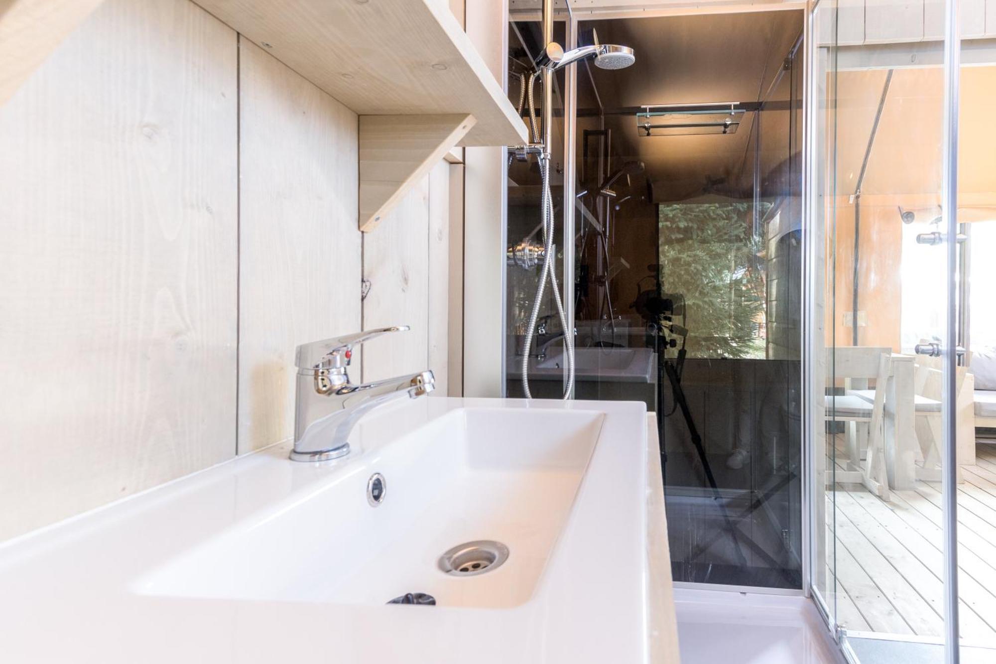 Landal Glamping Neufchateau Hotel Szoba fotó