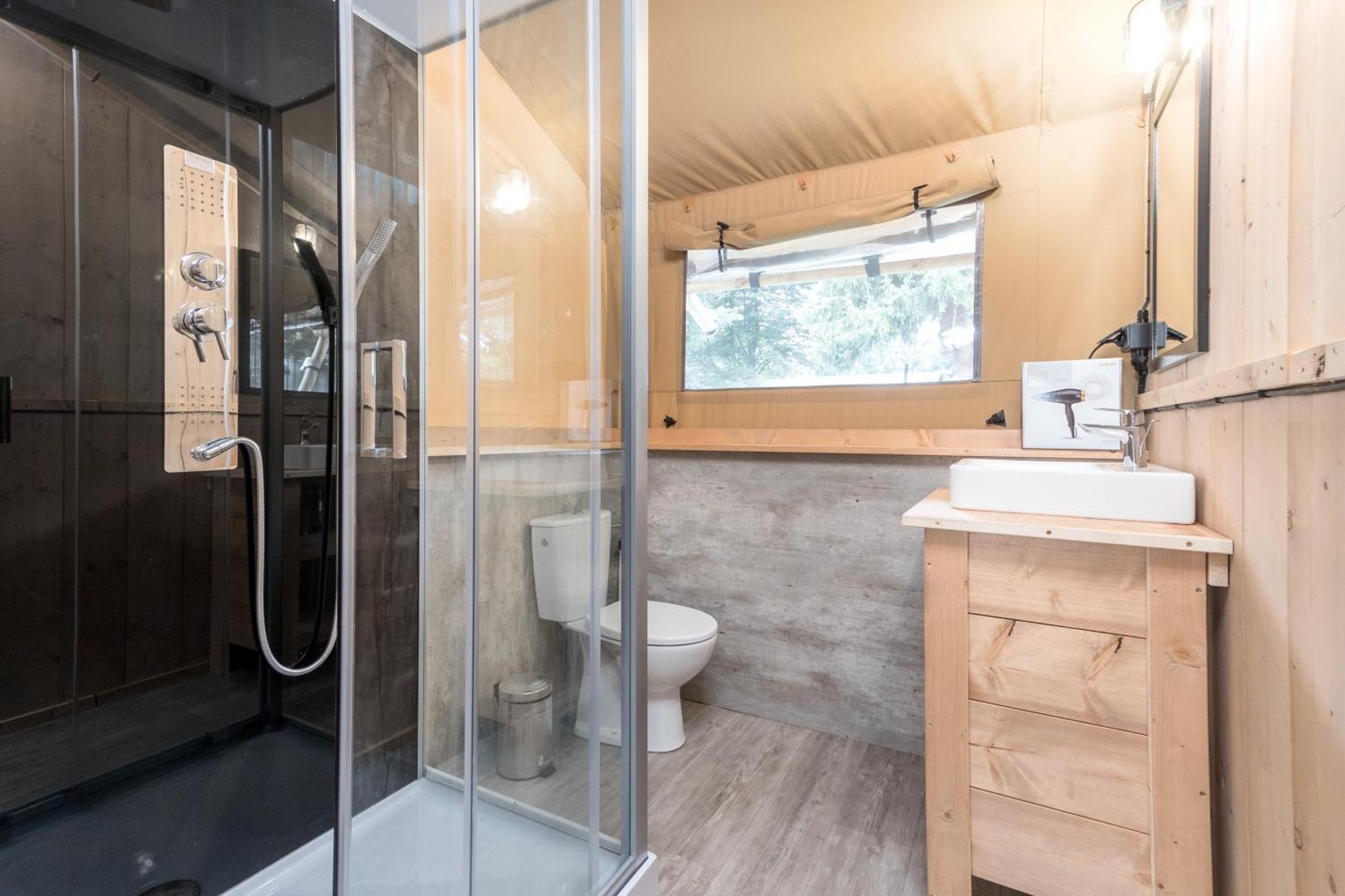 Landal Glamping Neufchateau Hotel Kültér fotó